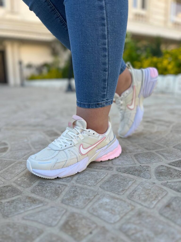 نایکی v2k دخترونه