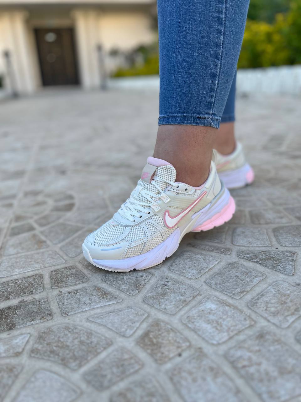 کتونی علی هزارپا