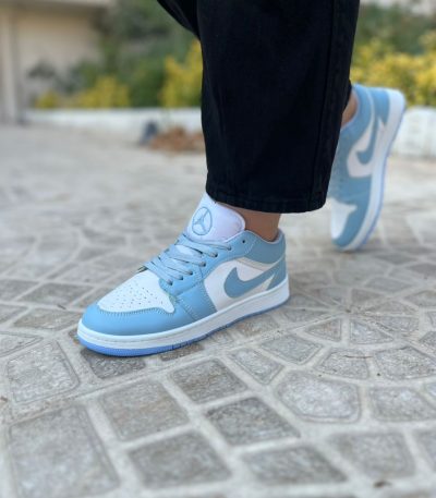 نایکی جردن 1 آیس بلو