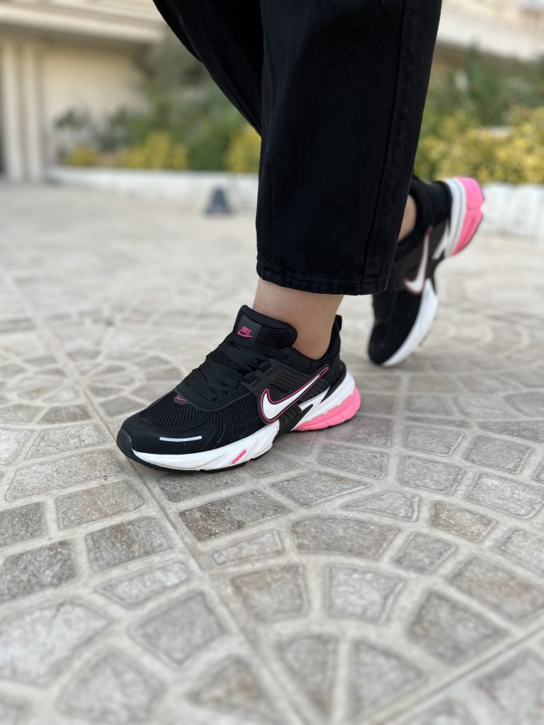 نایکی V2K مشکی دخترونه