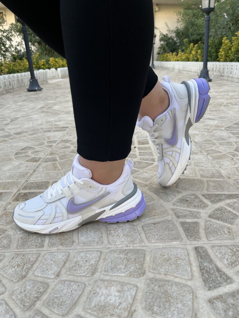 نایکی v2k سفید دخترونه