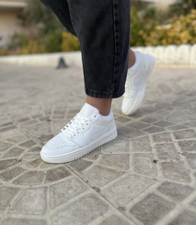 نایکی جردن 1 سفید دخترونه