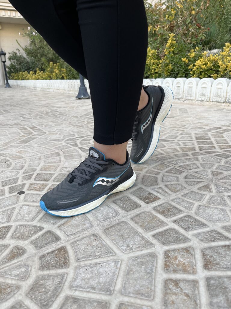 کتونی ساکونی مدل trumph 19