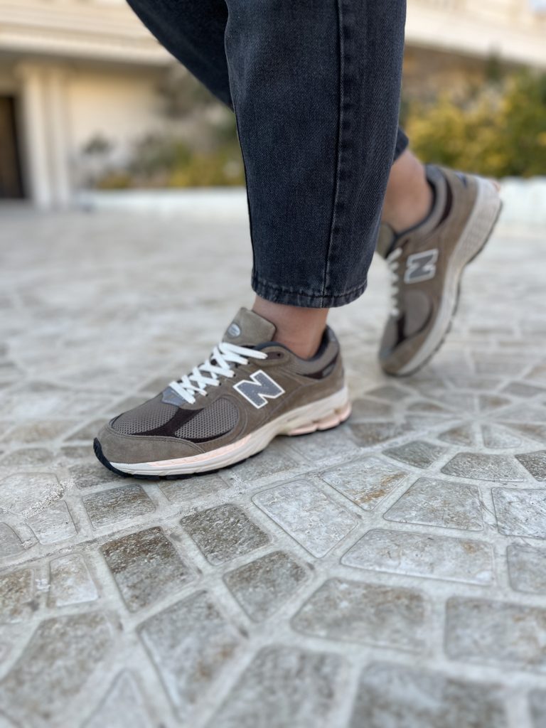 کتونی نیوبالانس 2002