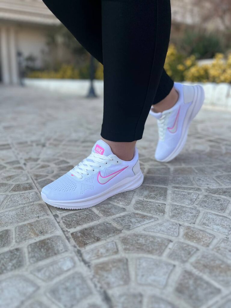 کتونی نایکی زوم winflo