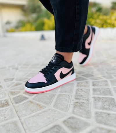 جردن 1 مشکی صورتی دخترونه